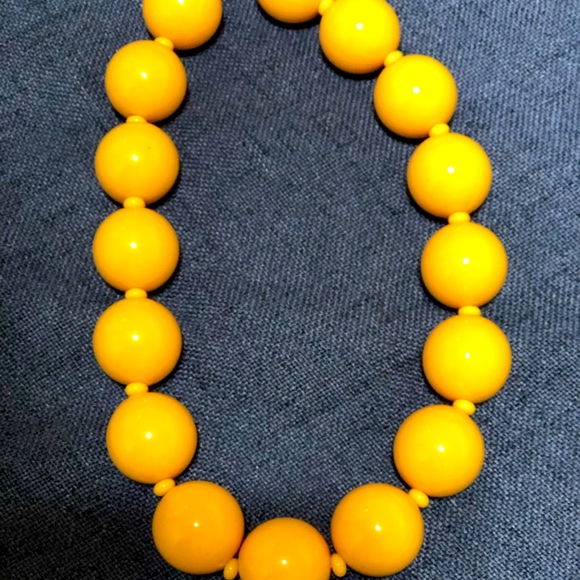Ladies Necklace - Picture 1 of 1